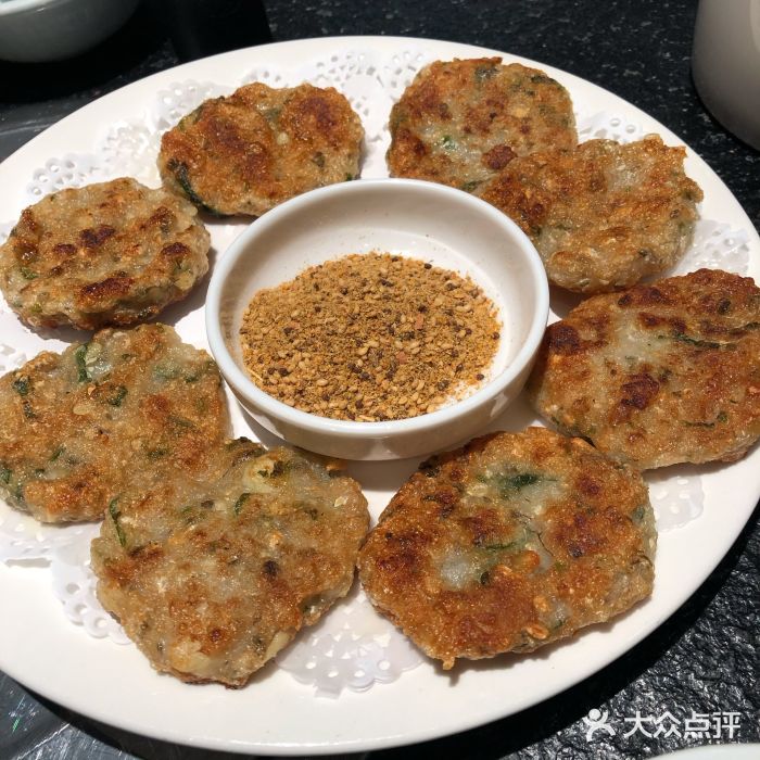 鹅城粤菜馆(万德庄店)顺德煎鱼饼图片