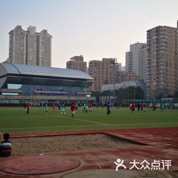 卢湾体育馆