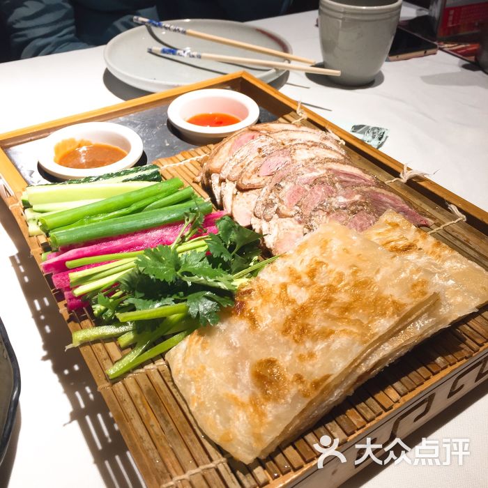 关内关外(银座和谐广场店-关内四方肘子卷饼图片-北京美食-大众点评