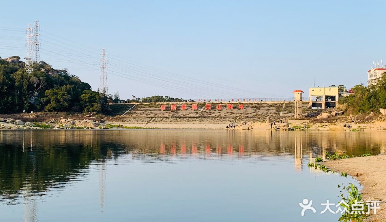 东坪山水库,在家小区的后山上,最近来的人越来越多