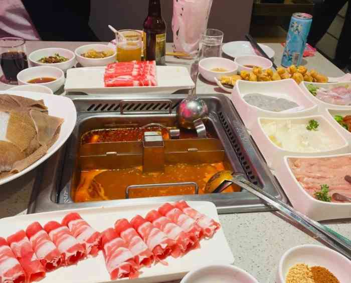 海底捞火锅(新洲摩尔城店)-"吃海底捞吃过几次了.昨天