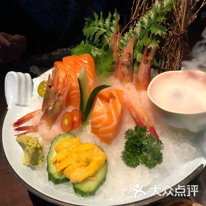 活海胆刺身