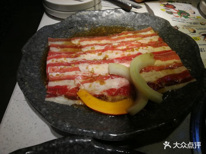 吴中路上万象城新开张,大型的shoppingmall.-