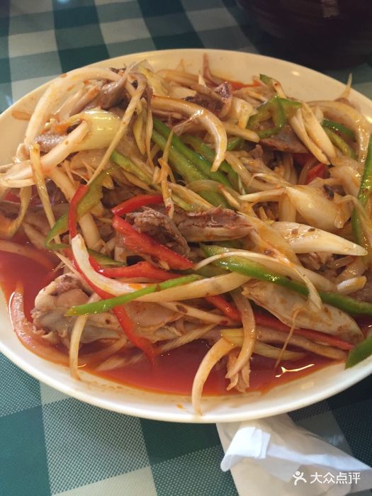 去办港澳通行证之后,来到女人街买花,顺便.-新