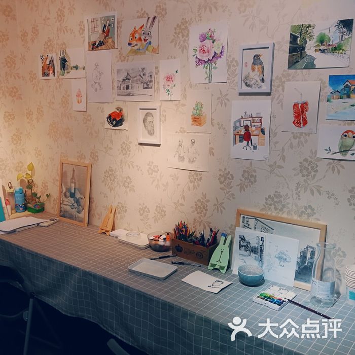 斑马线手绘工作室