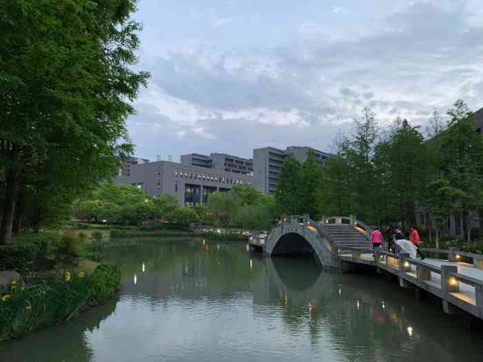 杭州师范大学(仓前校区)-"去年医学院终于从下沙搬到.