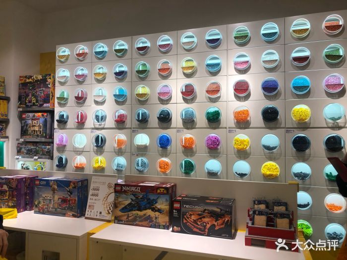 乐高授权专卖店(k11购物中心店)图片