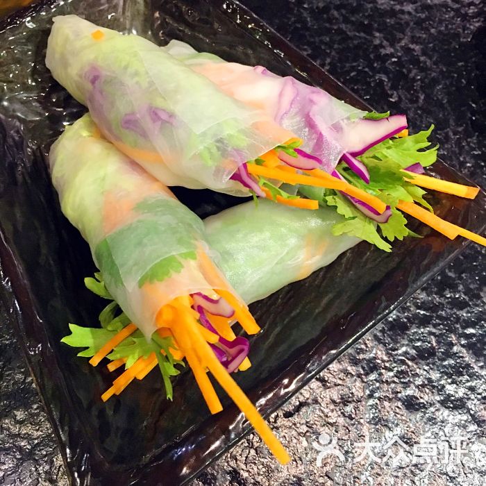 越南鲜虾蔬菜春卷