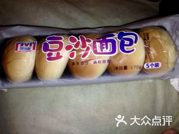 曼可顿豆沙面包