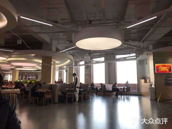 北京交通大学学活食堂图片