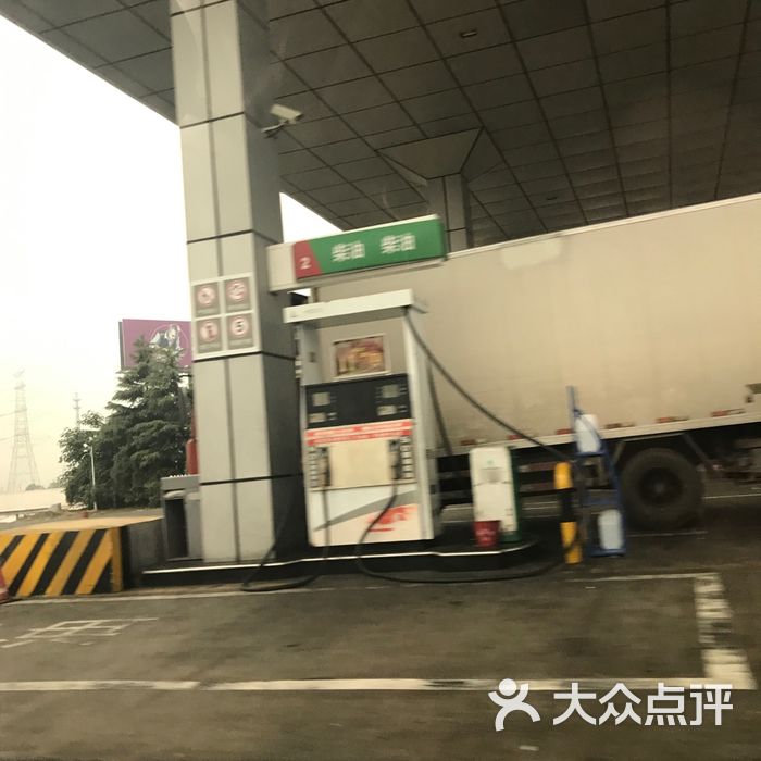 苏通大桥服务区