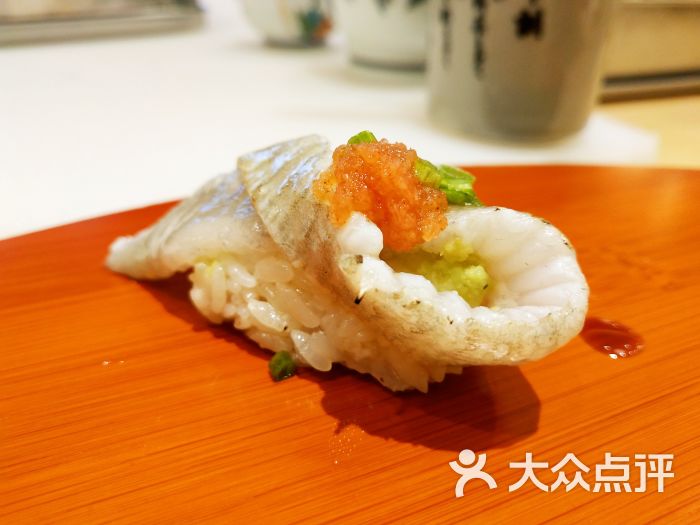 比目鱼裙边手握