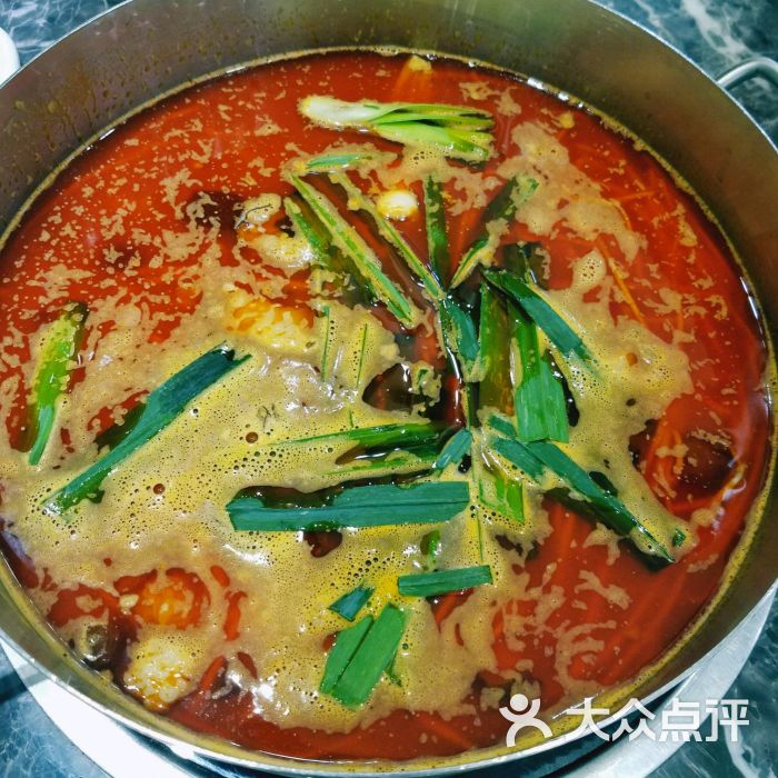 脆皮猪脚豆米火锅