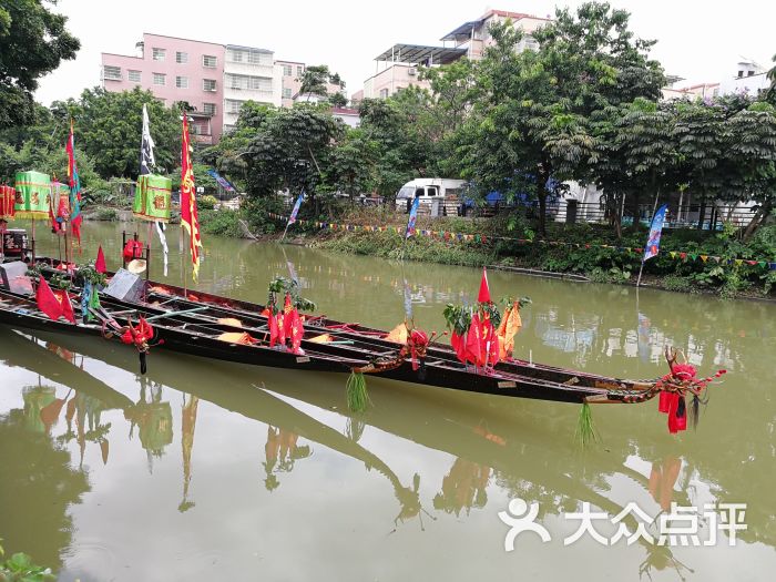 东塱农荘:烧排骨,烧鸡,烧鹅,次次都少不.广州美