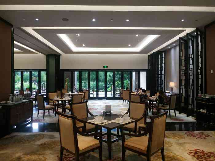 昆明洲际酒店·香稻轩餐厅-"昆明黑珍珠开在洲际里的