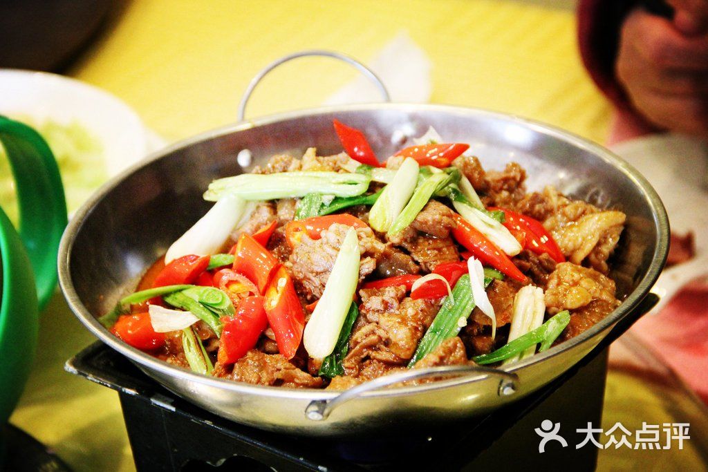 干锅牛腩