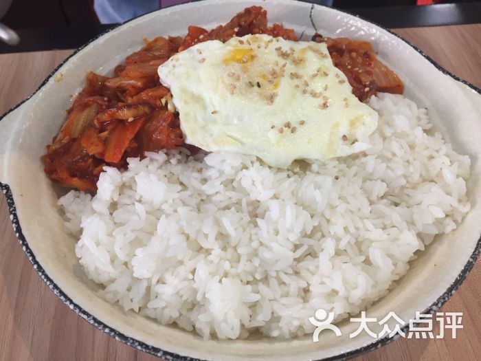 辣白菜五花肉盖饭