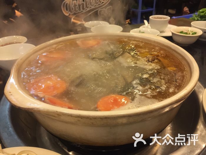 毛哥老鸭汤(临江门店)酸萝卜老鸭汤图片 - 第1张