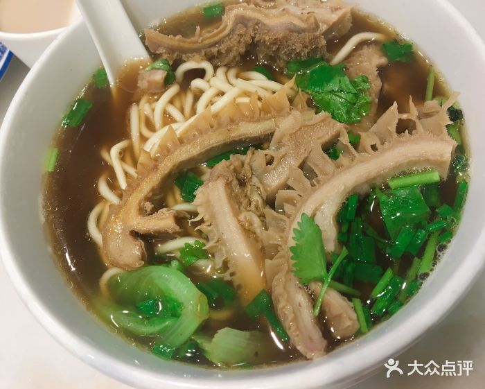 杜记九市牛肉牛肚面图片