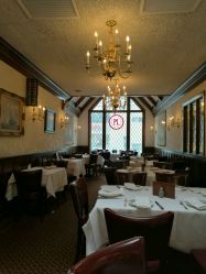 Peter Luger Steakhouse Price: A Taste of Classic American Cuisine at an Affordable Level