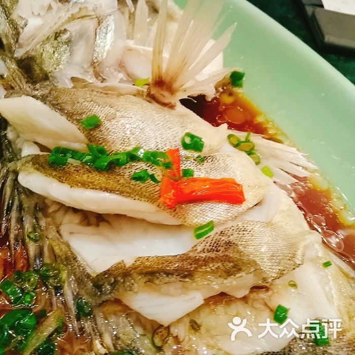 新白鹿餐厅(湖滨银泰店)清蒸桂鱼图片 - 第11张