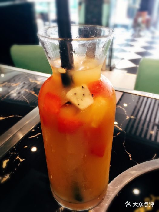 冰镇水果茶