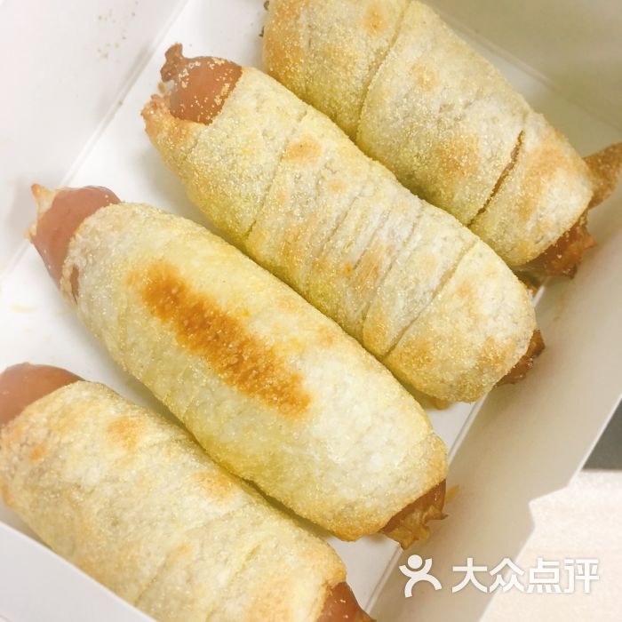 达美乐比萨(蒙自路店)热狗卷图片 - 第218张