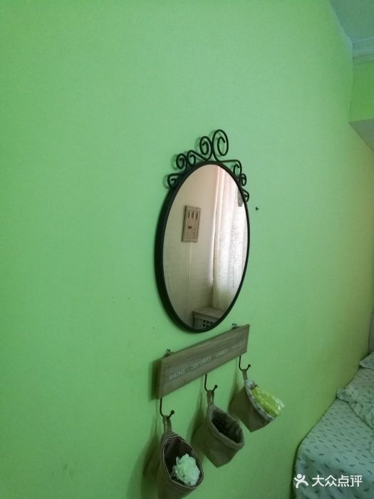 我打算晚上8:30入住,可8:00时收到电话说有.