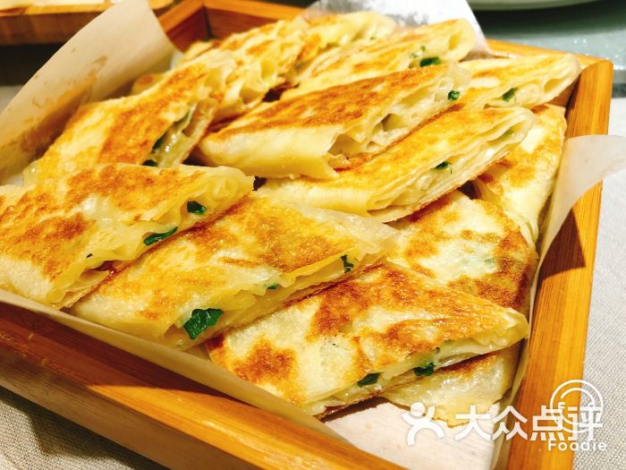 旺顺阁鱼头泡饼(财富购物中心店)葱油饼图片 第51张