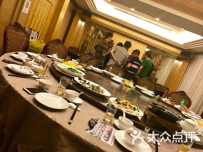 佳宁娜大酒店餐厅图片 - 第1张
