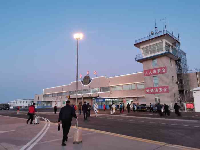 牡丹江海浪国际机场-"挺小的,基本就一趟飞机来回的感觉.走路到.