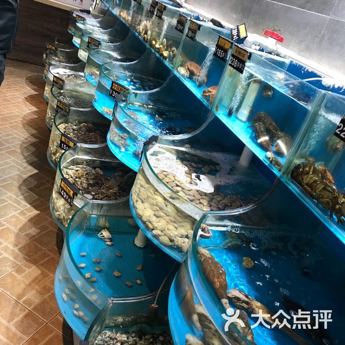 三个渔夫蒸汽海鲜专门店