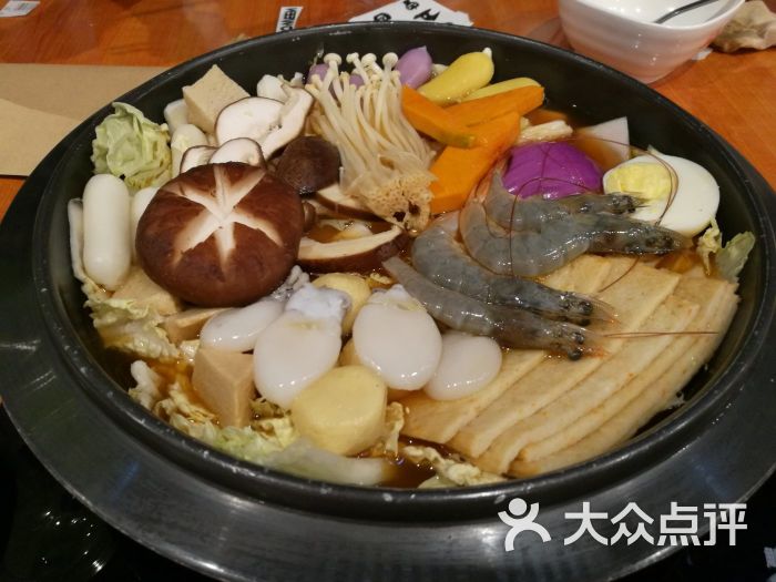 新芝客韩国年糕火锅(江南西店)芝士海鲜年糕火锅图片 第1张