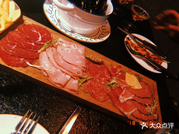 HOPs忽布精酿餐厅