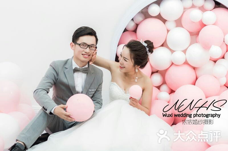 侬侬婚纱摄影