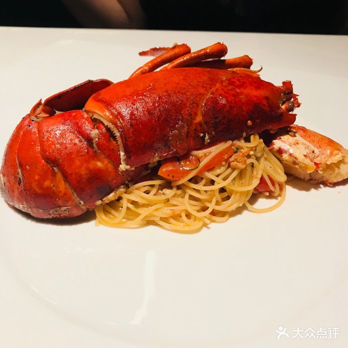 large eight italy lounge & restaurant波士顿龙虾烩天使面图片 - 第