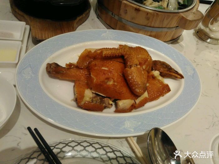 美心翠园(港汇恒隆广场店-脆皮鸡-菜-脆皮鸡图片-上海美食-大众点评