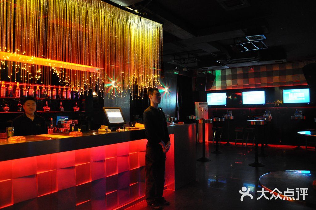 北京目的地酒吧目的地二层小舞池图片-北京夜店-大众