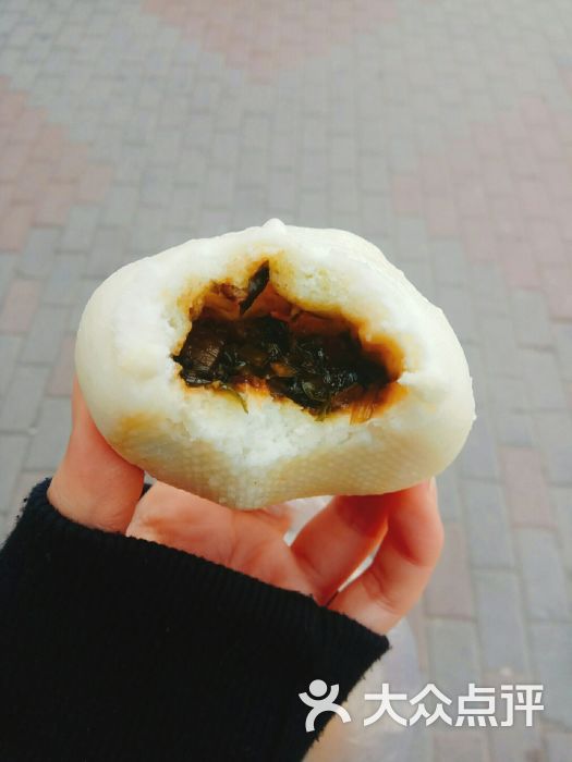 梅菜扣肉包