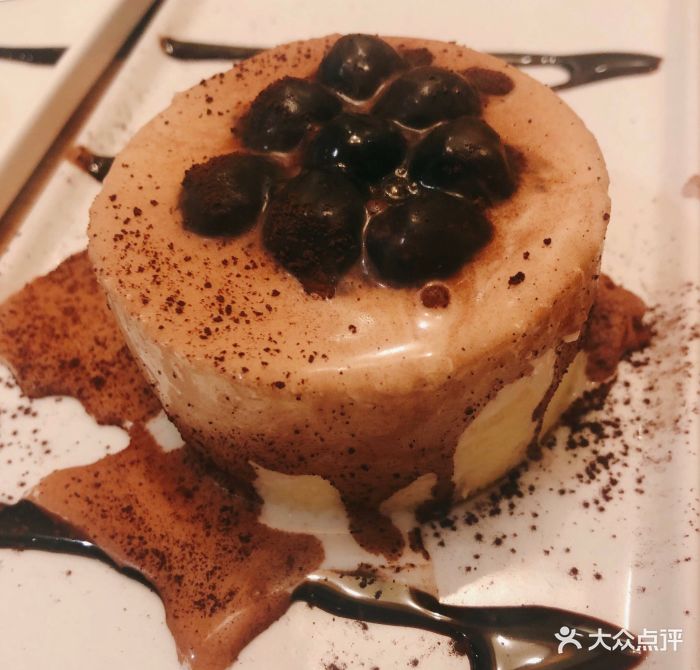必胜客(宜家店)冲绳黑糖爆浆蛋糕图片