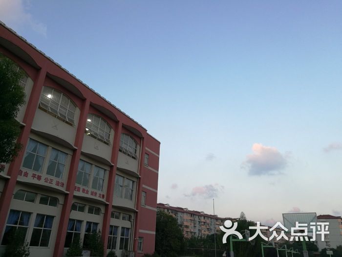 西南模范中学(汇成校区)图片 - 第6张