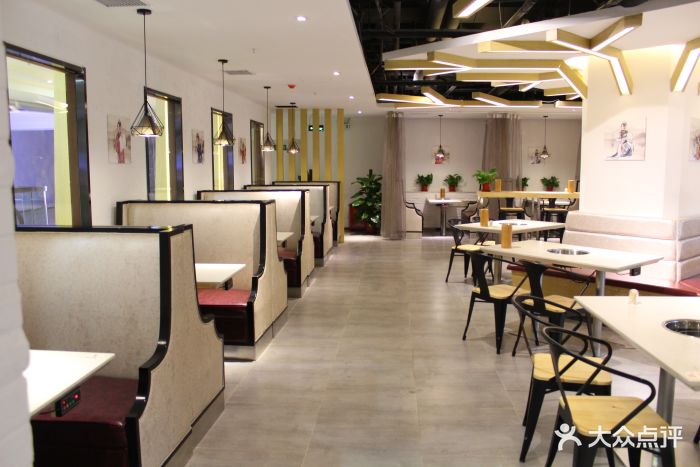 我吃完发了个朋友圈说不建议大家来、我朋友