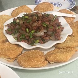 帮老总打饭_食堂阿姨打饭照片(2)