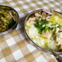 老总们吃快餐_吃快餐图片真实照片(3)