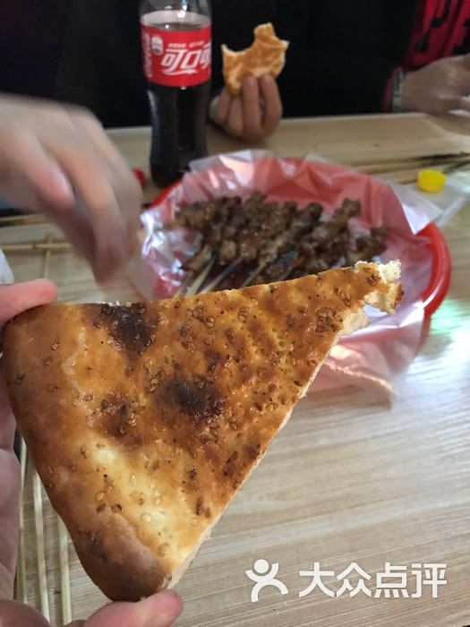 新疆买买提烤羊肉串烤羊排烤馕图片 第4张