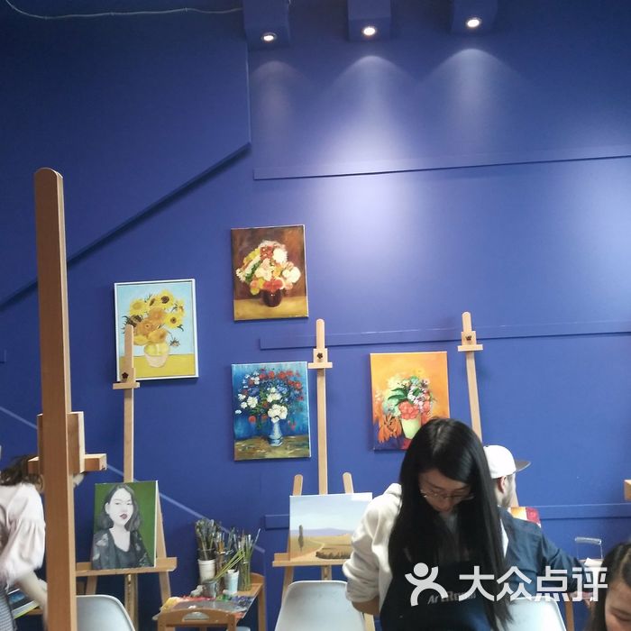 artroom·专业美术教学