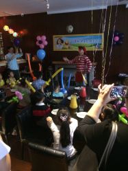 装饰生日派对直播 Q-ux8HWCBKdkVwGYa_8k9CvZ-mU23WRgH12kaT2N1KKVn1Bxa0MVpWVpTMSfzW5k.jpg