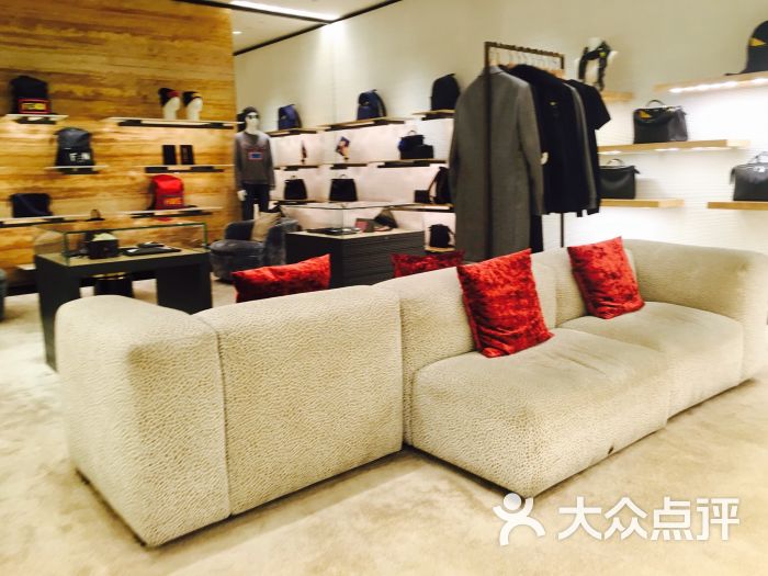 fendi(大东方百货店)-图片-无锡购物-大众点评网