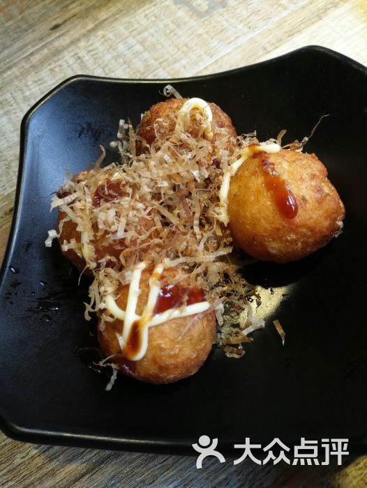 太一料理:火焰帝王蟹挺好吃的,香烤鳗鱼寿.长沙