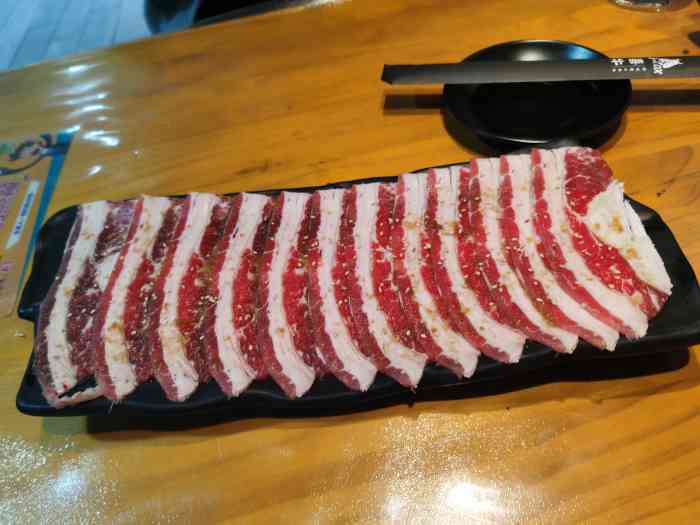 喜牛新派炭火烤肉-"大雪跟烤肉也太搭配了!「烤猪大肠」,强.
